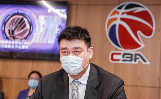 另外超酷动作戏和港片男星集结也让观众惊喜：;真的很喜欢看港式动作场面，因为拳拳到肉很有架势，这次还有古天乐上演打戏